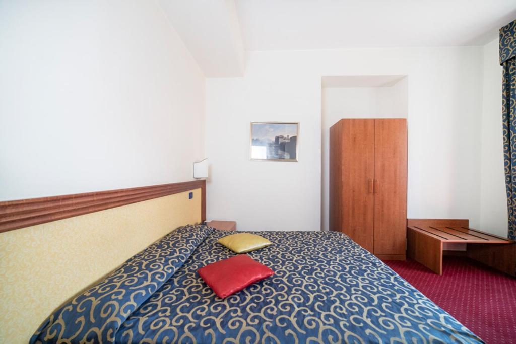 Hotel Italia & Lombardi 3*